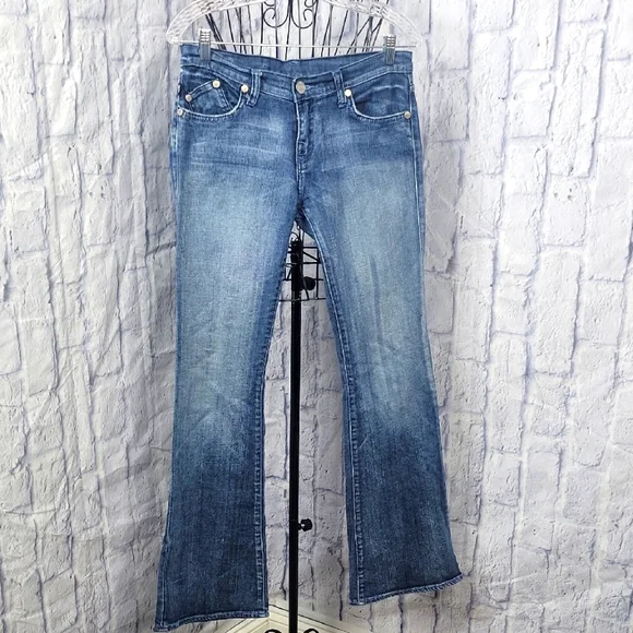 Rock & Republic Blue Boot Cut Jeans for Effortless Style - Picture 1 of 9